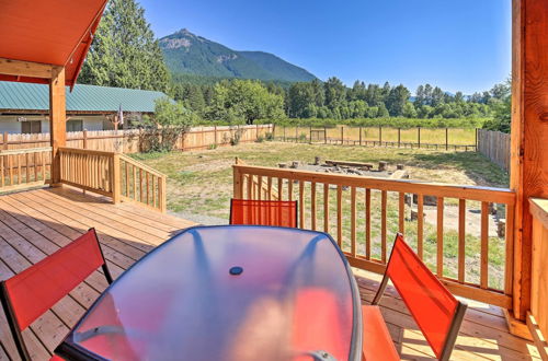 Photo 8 - Rustic Cabin Near Mt Rainier: Fire Pit & Bbq