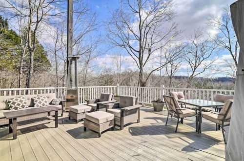 Photo 11 - Lakefront Lewisburg Vacation Rental w/ Deck