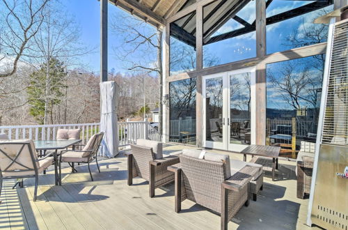 Photo 6 - Lakefront Lewisburg Vacation Rental w/ Deck