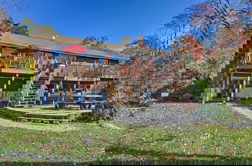 Foto 1 - Ski, Swim & Relax: Waterfront Haven on Pines Lake