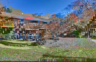 Foto 1 - Waterfront Haven on Pines Lake: Ski, Swim & Relax