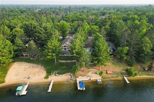 Foto 44 - Luxe Waterfront Home w/ Private Lake Access