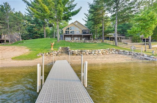 Foto 40 - Luxe Waterfront Home w/ Private Lake Access