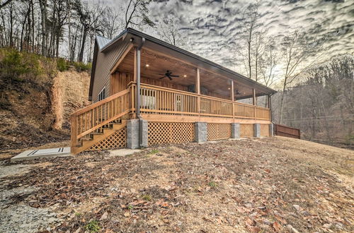 Photo 1 - Waverly Cabin, Close to Kentucky Lake Access