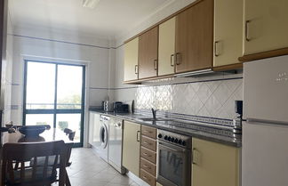 Photo 3 - Stunning 1 Bedroom Apartment Short Walk to Oldtown