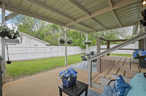 Foto 10 - Charming Lake Dallas Home w/ Furnished Patio