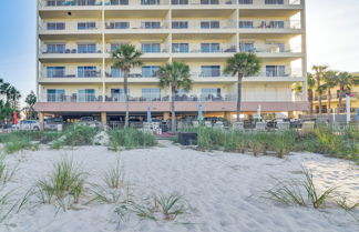 Foto 2 - Waterfront Condo w/ Patio & Pool on Madeira Beach