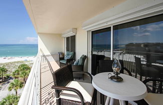 Foto 1 - Waterfront Condo w/ Patio & Pool on Madeira Beach