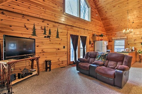 Photo 22 - Rustic Sevierville Cabin w/ Covered Porch