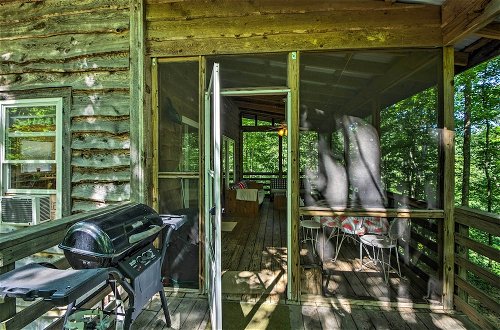 Foto 6 - The Coop Robbinsville Cabin w/ Screened Porch