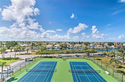 Foto 18 - Tropical Hudson Retreat w/ Pool & Tennis Courts