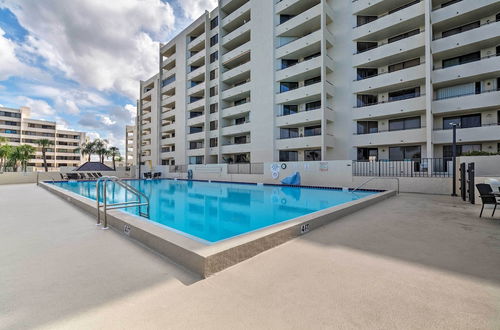 Photo 12 - Waterfront Hudson Condo w/ Pool & Beach Access