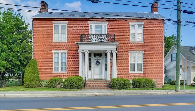 Foto 1 - Historic West Virginia Home Built in 1854