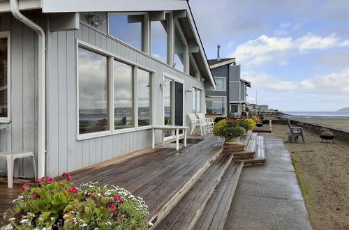 Photo 1 - Beachfront Whidbey Island Home + Apartment