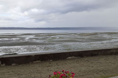 Foto 14 - Beachfront Whidbey Island Home + Apartment