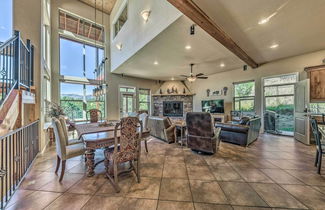 Foto 1 - Scenic Ruidoso Home w/ Large Deck + Hot Tub