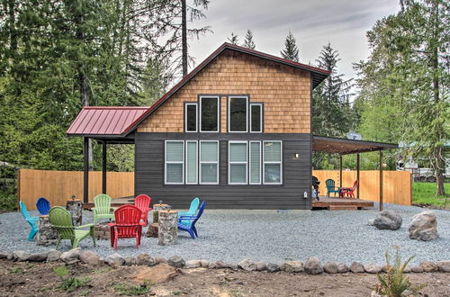 Photo 1 - Cozy Cabin - 5 Miles to Mt Rainier National Park