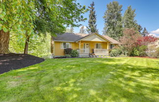 Foto 1 - Well-appointed Mckenna Home: Fire Pit & Deck