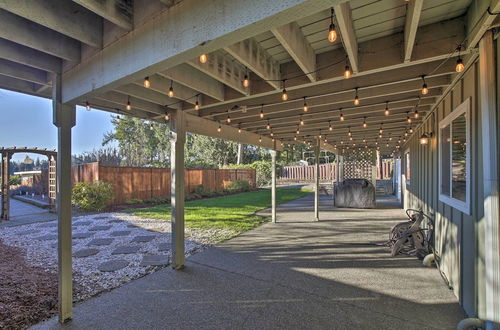 Photo 23 - Stunning Kent Lake House w/ Private Dock