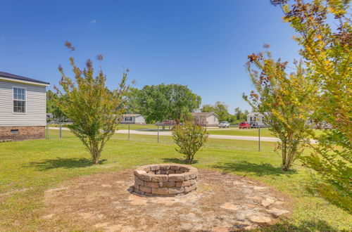 Foto 11 - Family Home + Fire Pit & Deck, 11 Miles to Beach