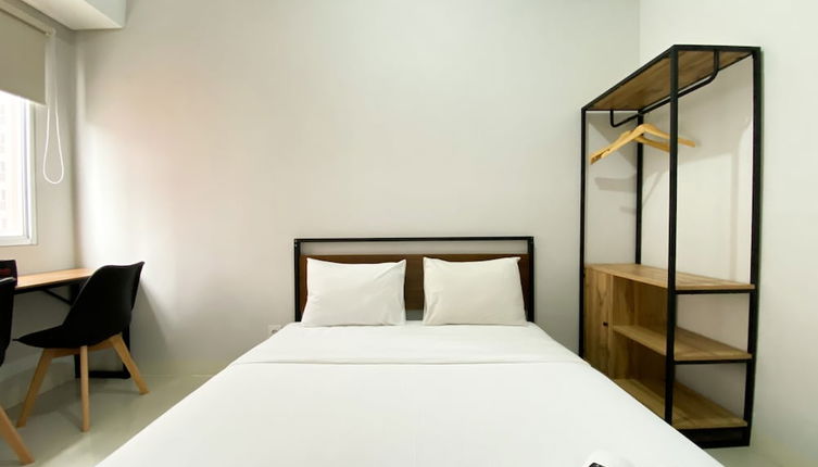 Photo 1 - Chic And Cozy Studio Apartment At Transpark Juanda Bekasi