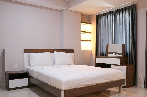 Photo 4 - Cozy Stay Studio At 27Th Floor Daan Mogot City Apartment