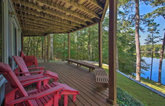 Foto 1 - Lakefront Home w/ Dock, Kayaks + Paddle Boards