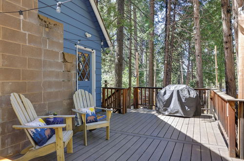 Photo 12 - Cozy Cabin ~ 3 Mi to Big Trees State Park