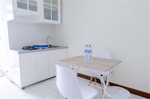Foto 9 - Cozy And Homey 1Br Apartment At Gateway Ahmad Yani Cicadas