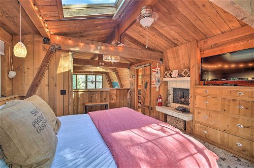 Photo 4 - Cabin Vacation Rental: 4 Mi to Lake Arrowhead