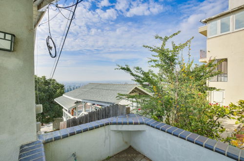 Photo 10 - Bright Whittier Home With Spacious Deck