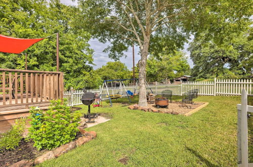 Photo 24 - 'the Gathering Place' Brenham Home on 6 Acres