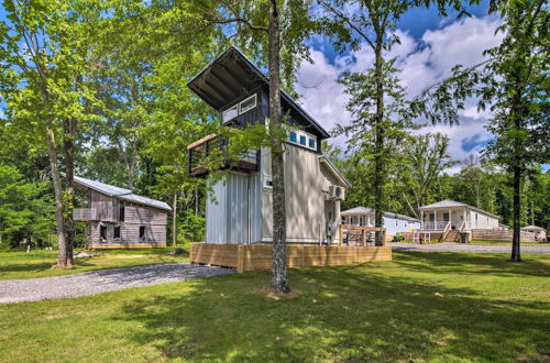 Photo 8 - Modern Starkville Tiny Home Near Dining & MSU