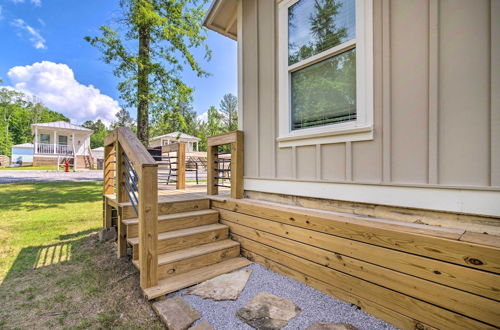 Photo 10 - Modern Starkville Tiny Home Near Dining & MSU