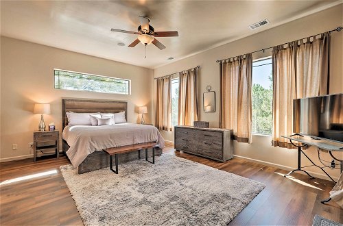 Foto 13 - Flagstaff Home w/ Decks, Patio & Forest View