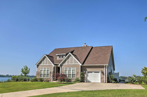 Photo 27 - Elegant Lakefront Gem w/ Dock + Sunset Views