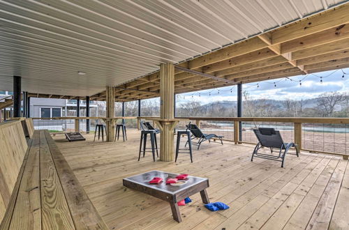 Photo 42 - Upscale Riverfront Home w/ Beach & Fire Pit