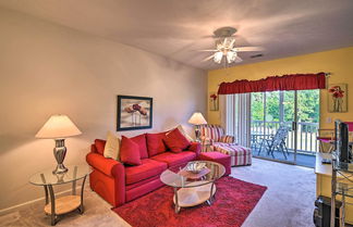 Foto 1 - Cozy Condo w/ Golf Course View: 4 Mi to Shore