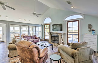 Photo 1 - Cozy Waterfront 'island House' on Live Oak Island