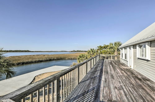 Foto 2 - Cozy Waterfront 'island House' on Live Oak Island