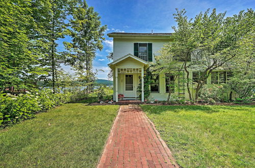 Foto 8 - Waterfront Schroon Lake Home w/ Boat Dock