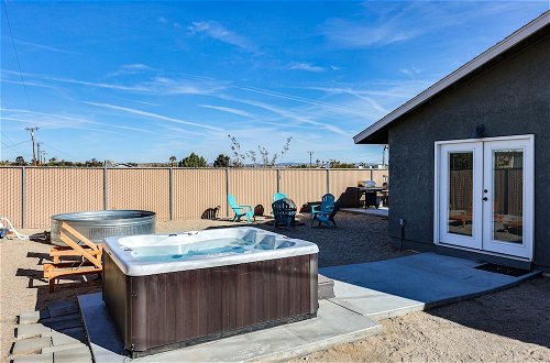 Photo 31 - Indie-eclectic Desert Home w/ Hot Tub + Patio