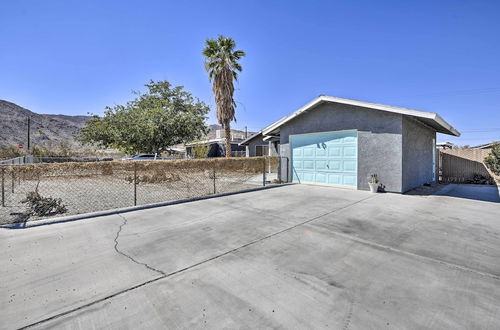 Photo 18 - Indie-eclectic Desert Home w/ Hot Tub + Patio