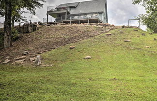 Foto 2 - Rubys Landing Cottage w/ Deck & White River Views