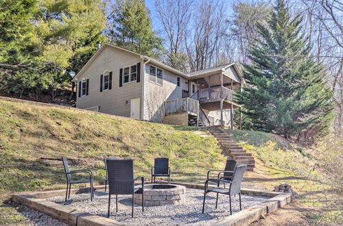 Photo 1 - Bright Asheville Retreat With Hot Tub & Decks