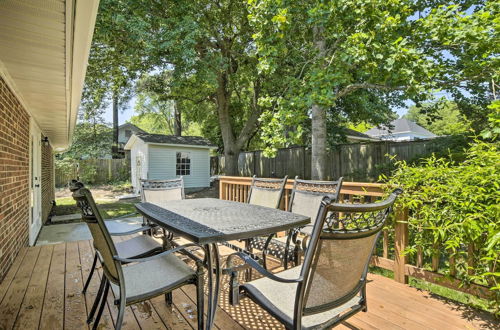 Photo 14 - Charming Apex Home With Back Deck & Grill