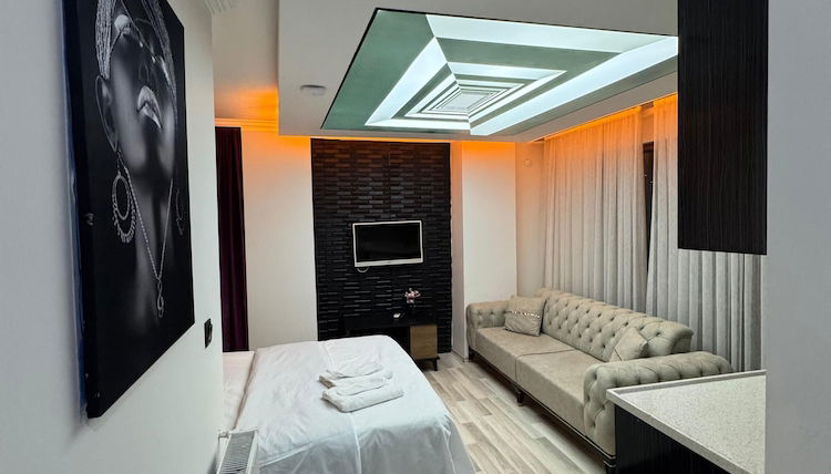 Photo 1 - Uluhan Residence