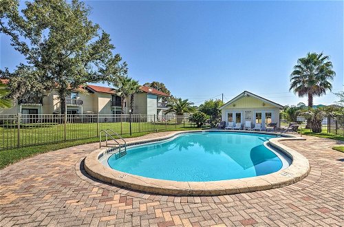 Foto 18 - Modern Florida Townhome w/ Community Pool