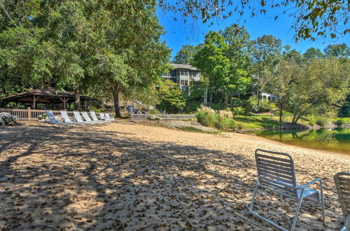 Photo 12 - Resort-style Condo w/ Balcony on Lake Keowee