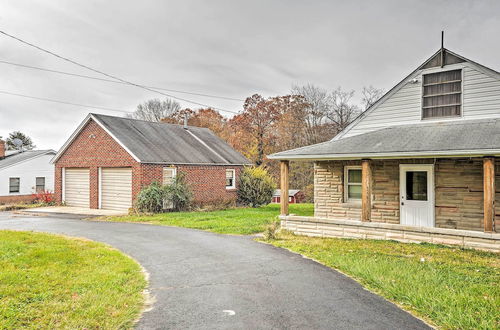 Photo 17 - Remodeled Abingdon House w/ Spacious Yard